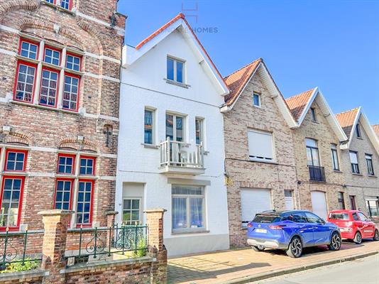 Maison de ville rénovée et confortable dans le centre de Knokke