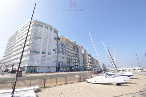 Agréable appartement avec une chambre à coucher sur la digue à Duinbergen