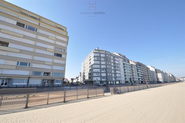 Recent gerenoveerd appartement met zijdelings zeezicht te Albertstrand