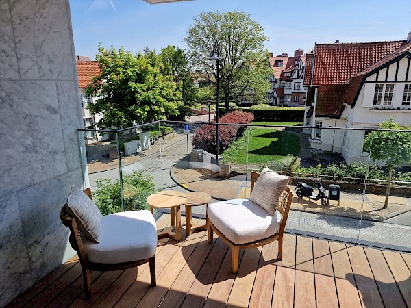 Nieuw luxe appartement gelegen op de Kustlaan in het Zoute, tussen de Minigolf en het Albertplein