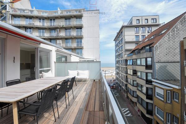 Superbe appartement penthouse avec vue latérale mer à Knokke-Heist