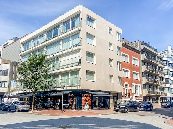 CASCO studio gelegen op 50m van de zee, pal in het centrum van Knokke